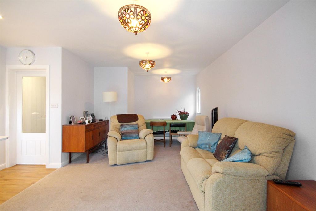 Property photo 2 of 16 Living Room