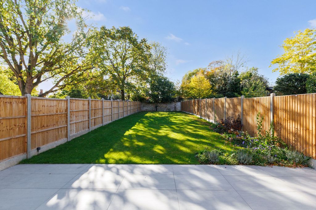 Additional image 16 of 4 bed semi-detached house for saleHurst Villas, Hurst Road, East Molesey KT8
