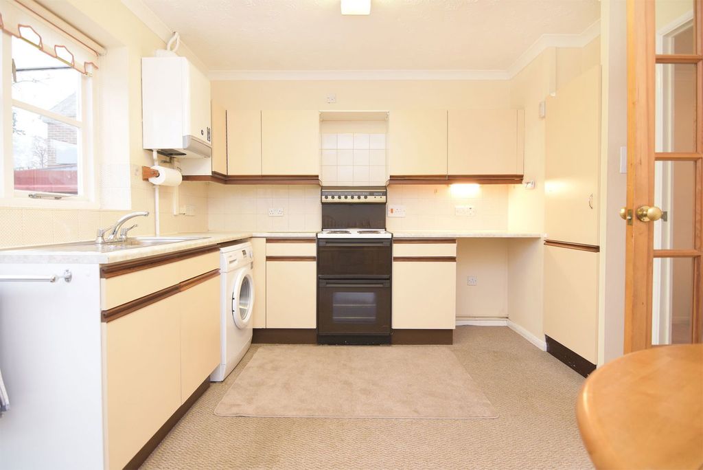Property photo 2 of 15