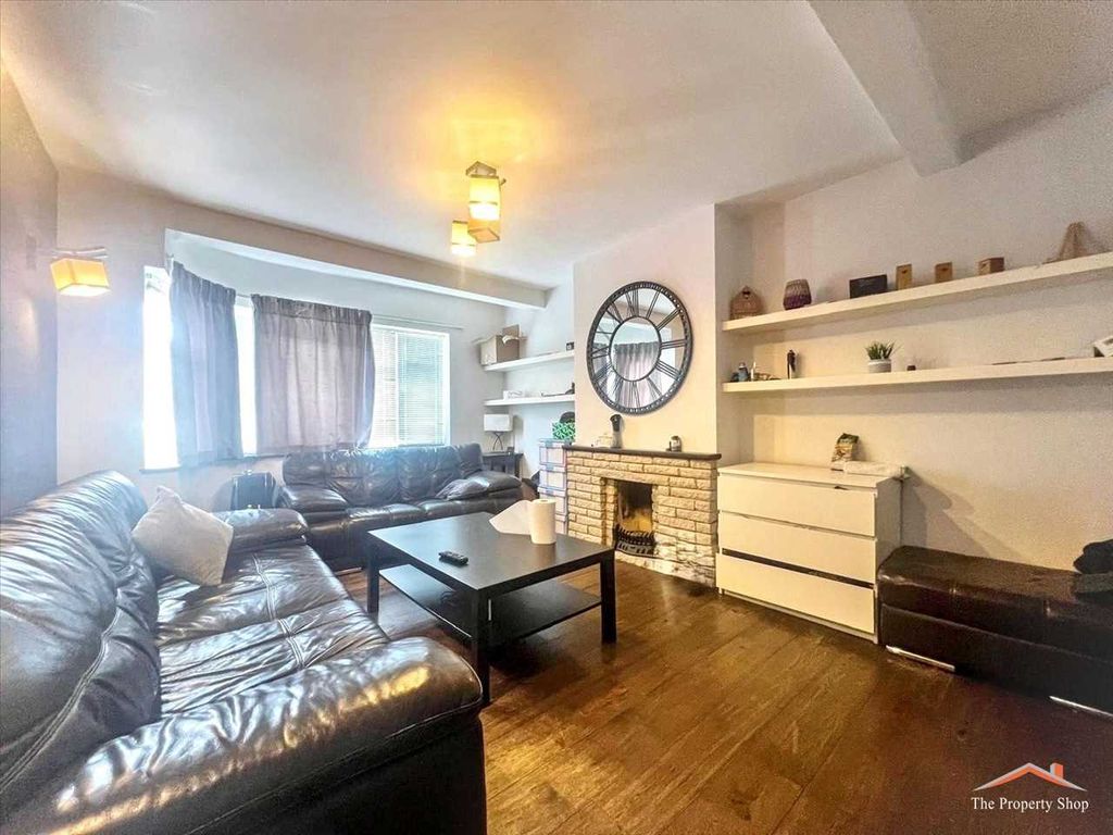 Property photo 3 of 15