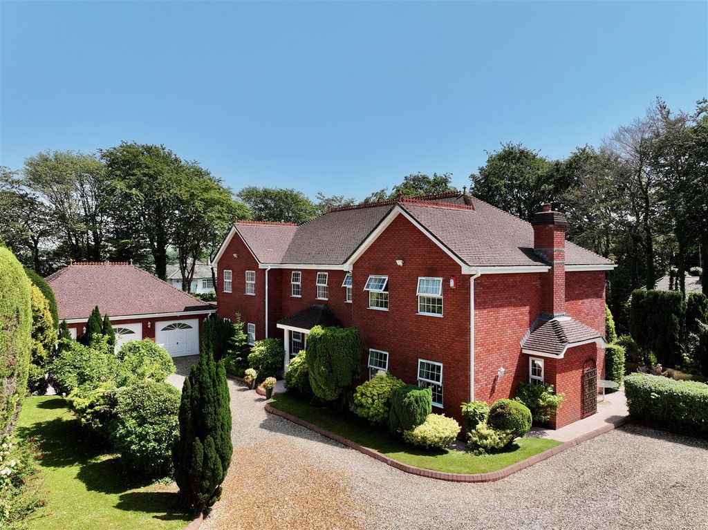 Property photo 1 of 58 Dji_Fly_20260623_124904_0478_1782230059974_Photo.J