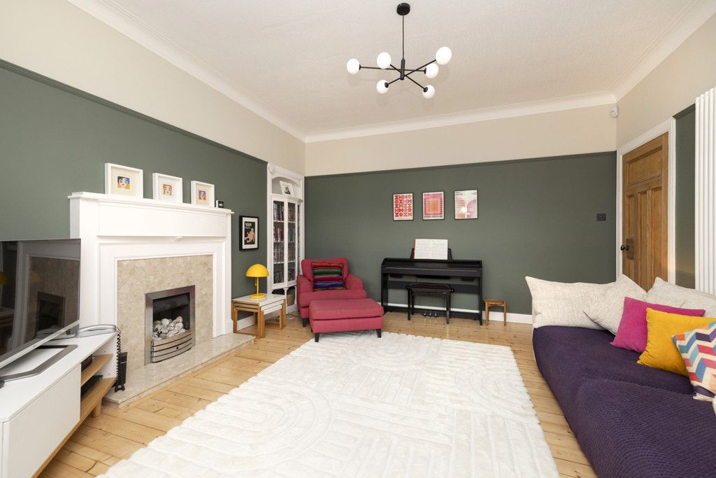 Property photo 3 of 35