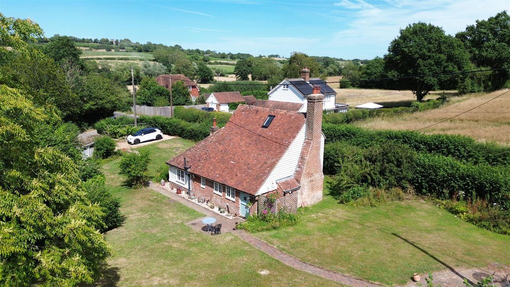 Property photo 2 of 30