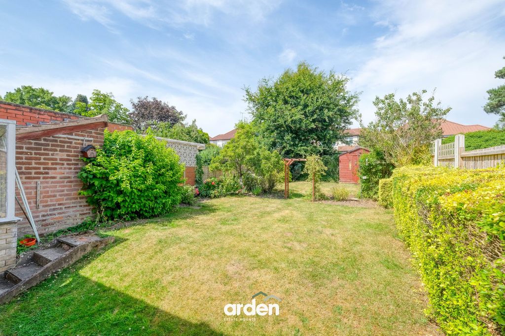 Property photo 2 of 13