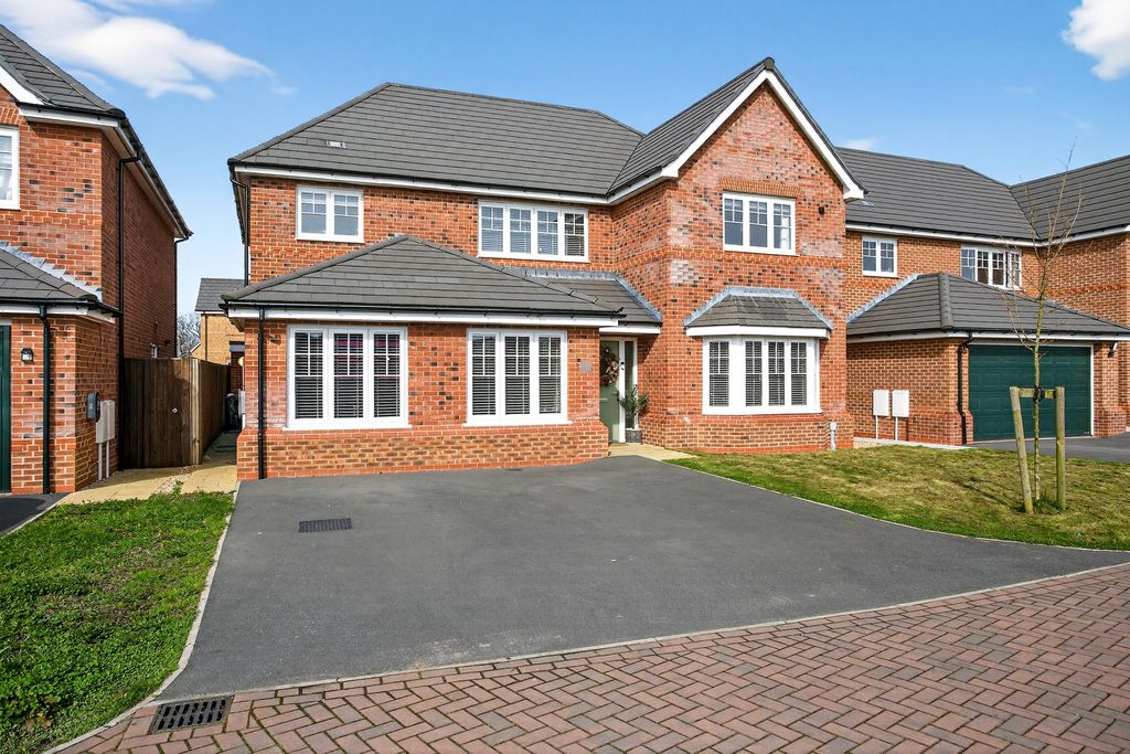 Property photo 1 of 20