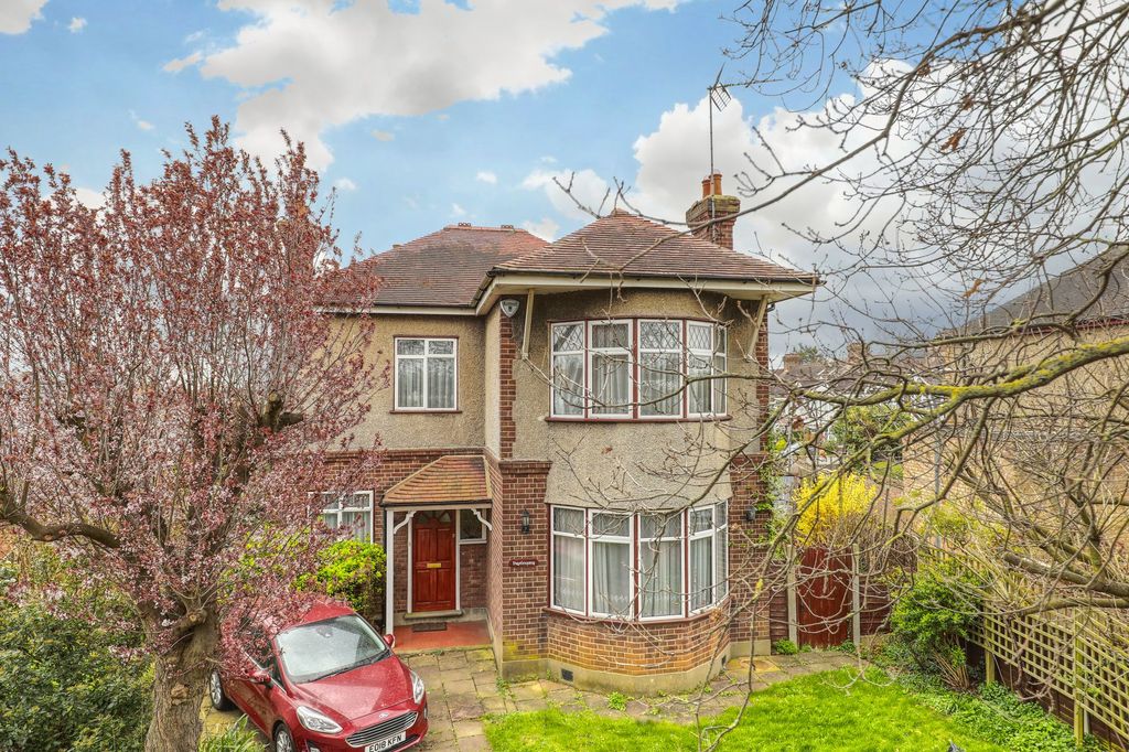 Property photo 1 of 17