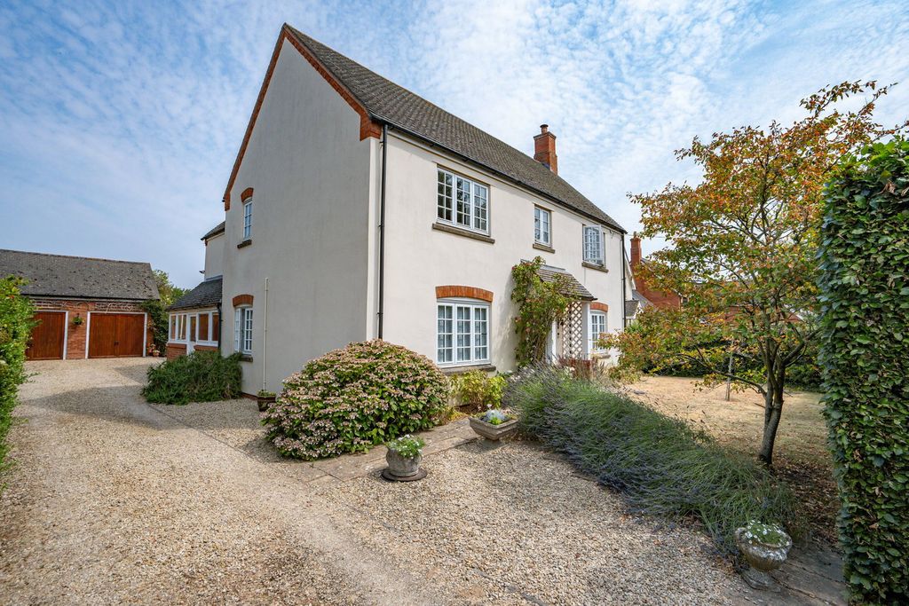 Property photo 1 of 21