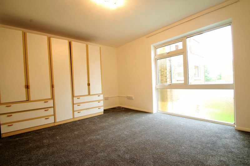 Property photo 3 of 7 Photo 2