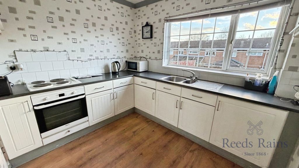 Property photo 3 of 11 Picture No. 04