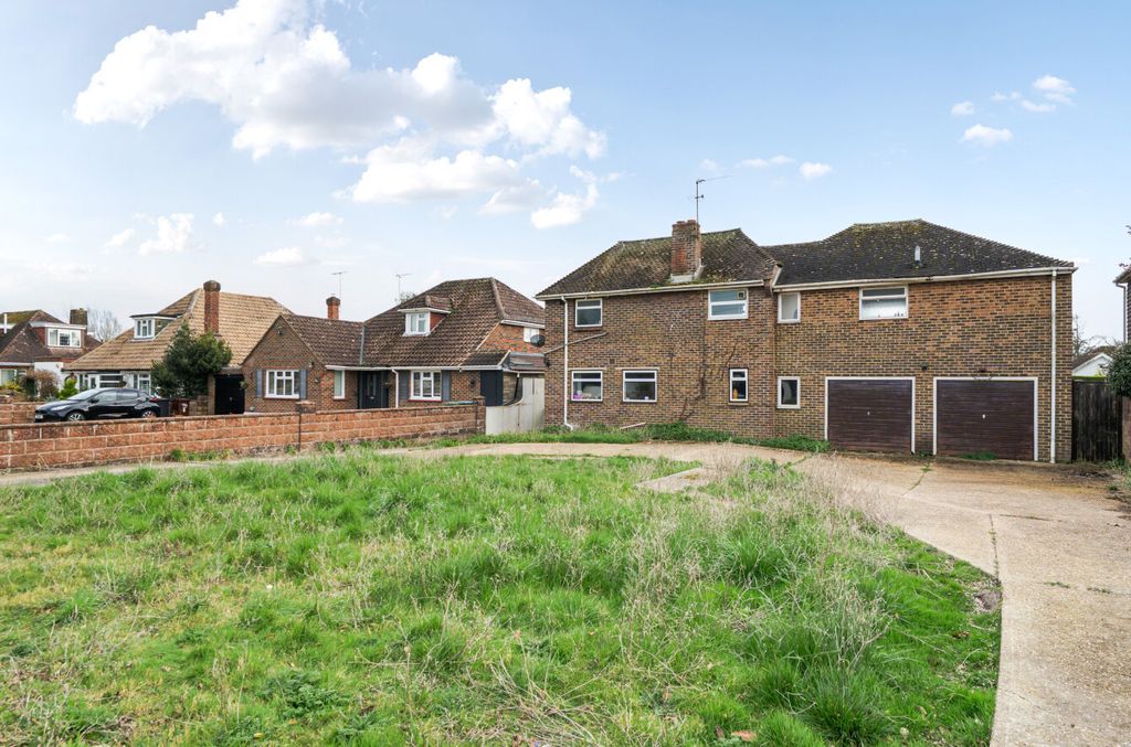 Property photo 1 of 8 1431070-5-69B81E4...