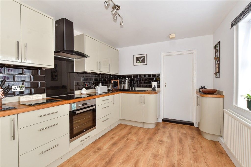 Property photo 1 of 12 Kitchen