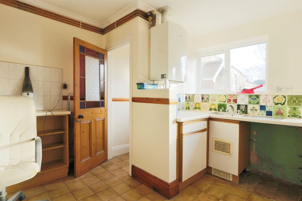 Property photo 2 of 21 3723326