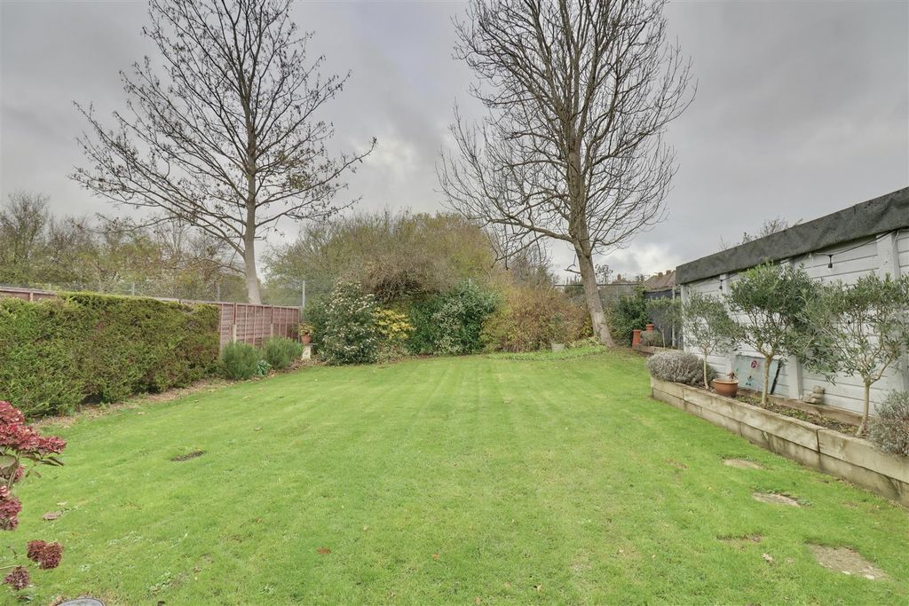 Property photo 1 of 31 193Ed2D2-B03F-42D5-9438-9896Beef1E13_1_201_A.Jpeg