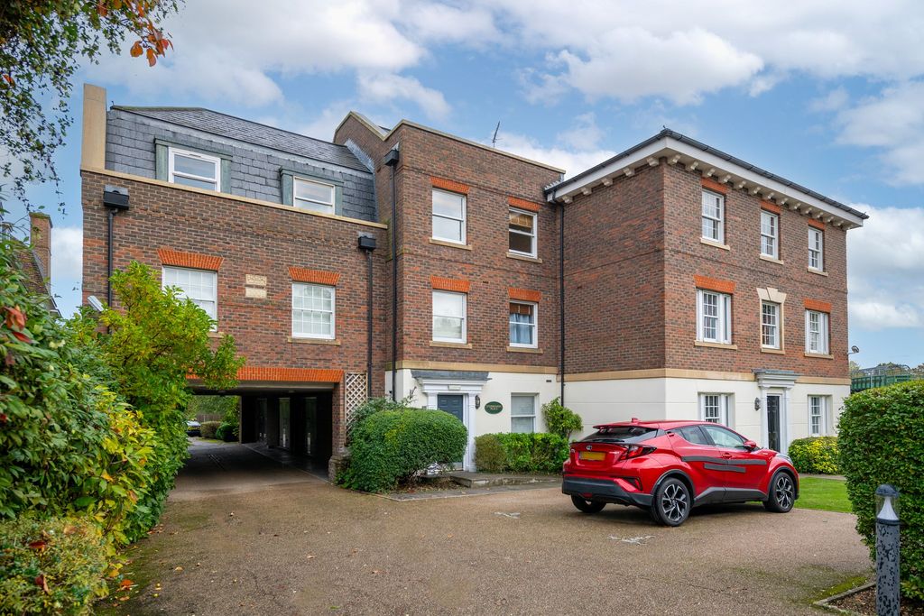 Property photo 1 of 14