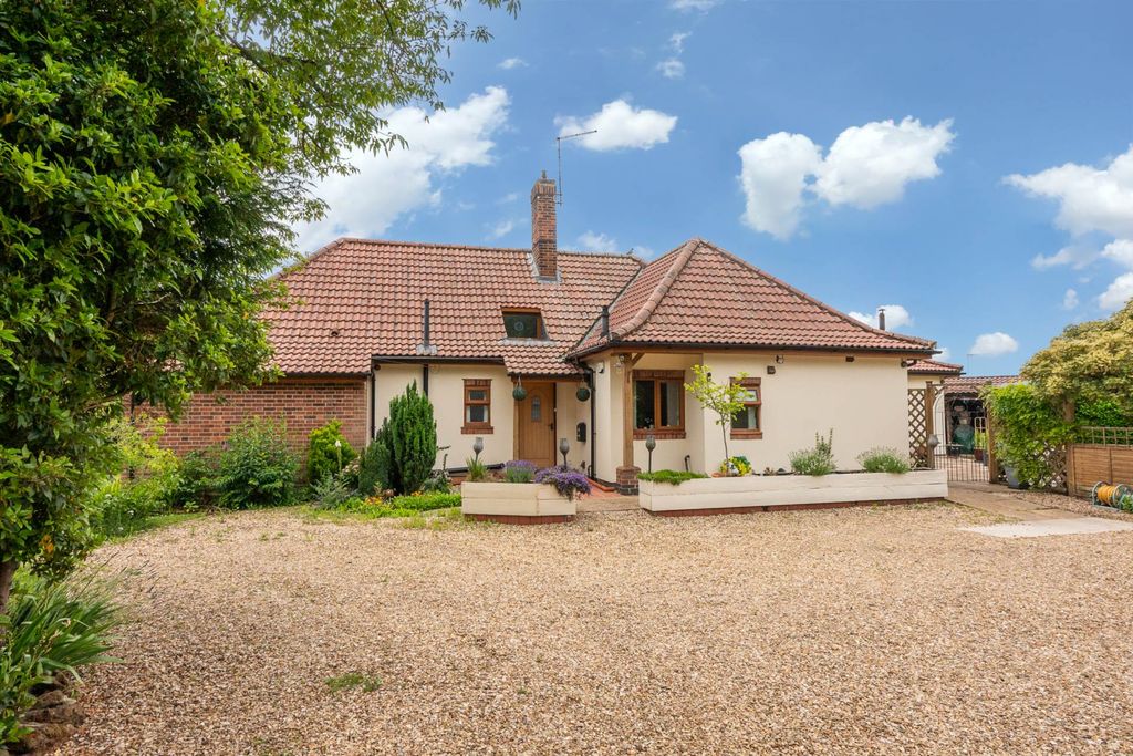 Property photo 1 of 30
