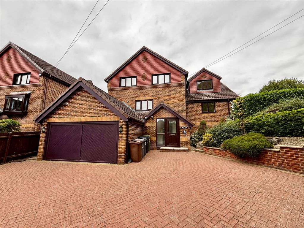 Property photo 1 of 35