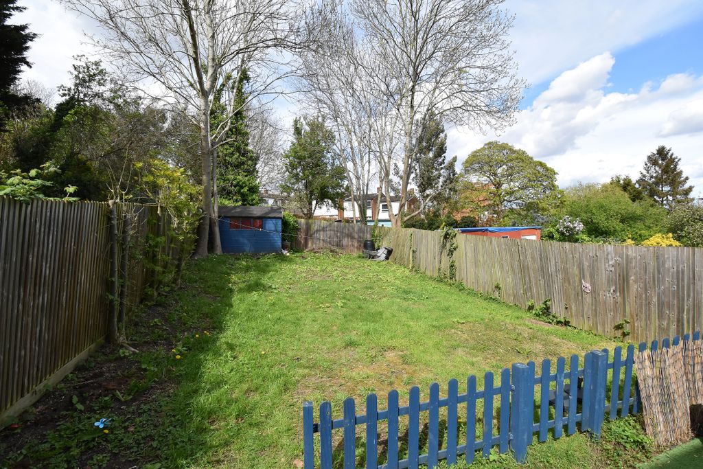 Property photo 2 of 11