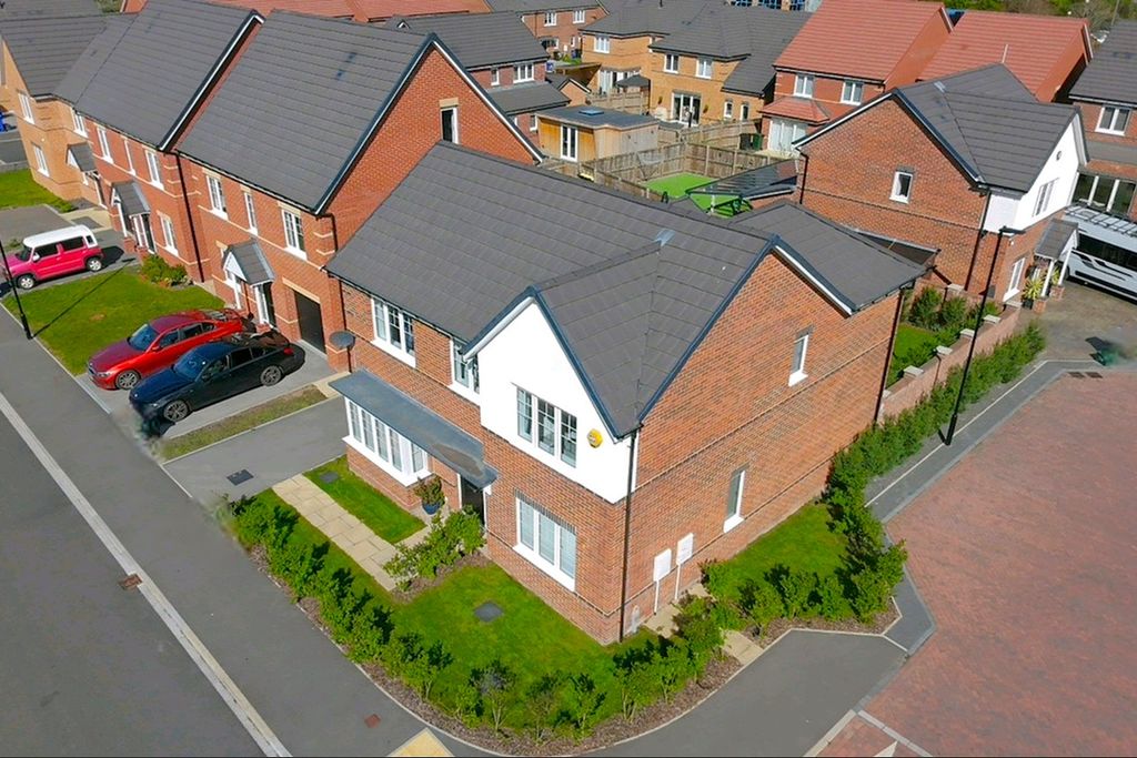 Property photo 2 of 37 Drone Front