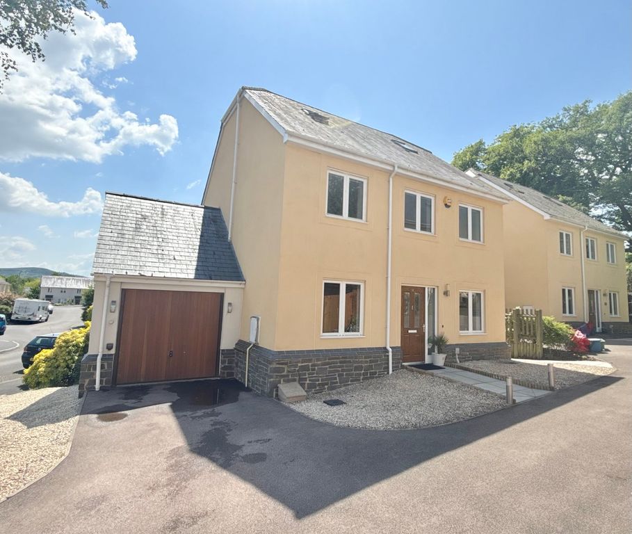 Property photo 3 of 24