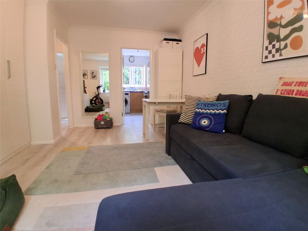 Property photo 2 of 7 Picture No. 04