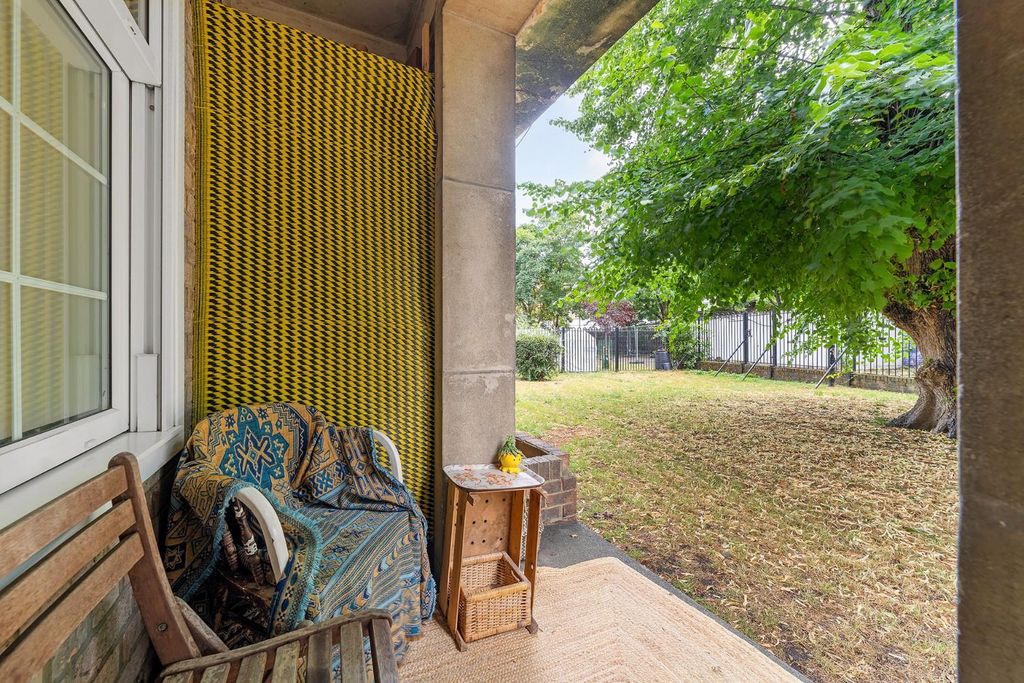Property photo 3 of 10 Patio.Jpg