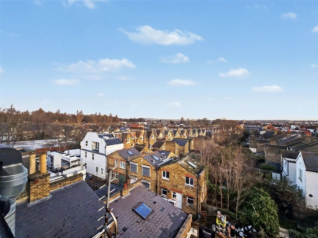 Property photo 3 of 8 Picture No. 07