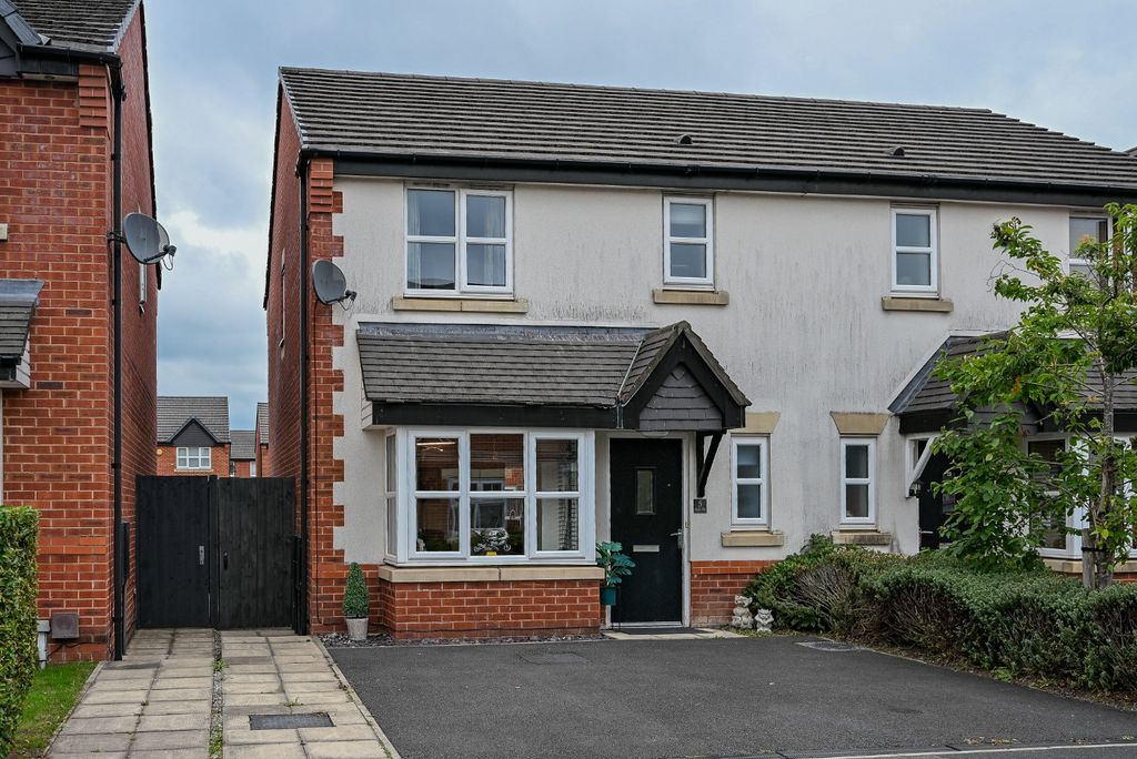 Property photo 1 of 32 4299710