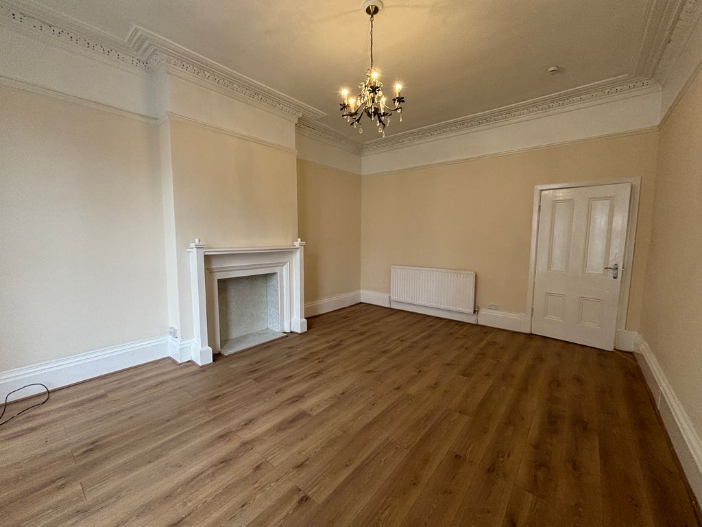 Property photo 3 of 7 Image