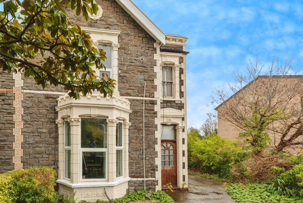 Property photo 1 of 17 Photo