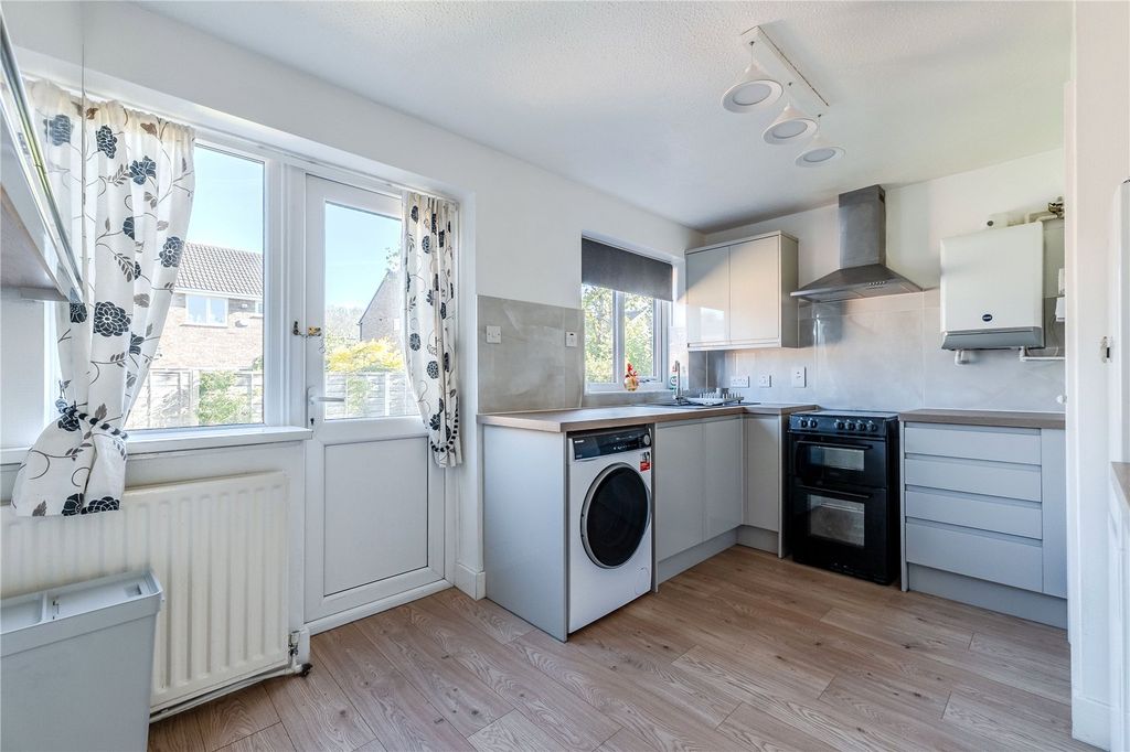 Property photo 2 of 12 Picture No. 06