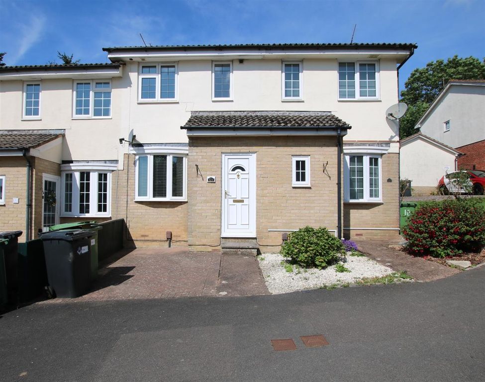 Property photo 1 of 18 Front.Jpg