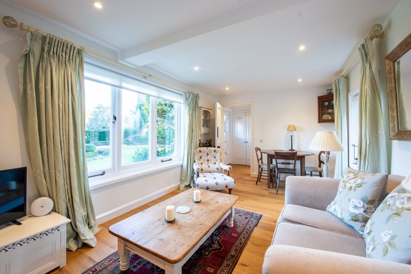 Property photo 2 of 32 Photo 38