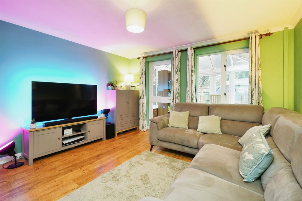 Property photo 2 of 14