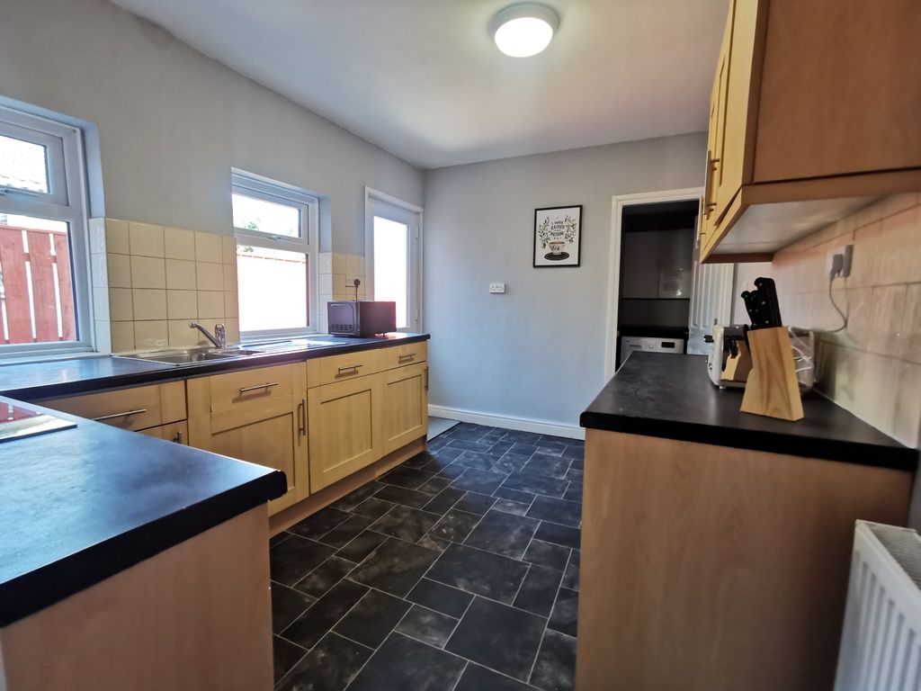 Property photo 2 of 3