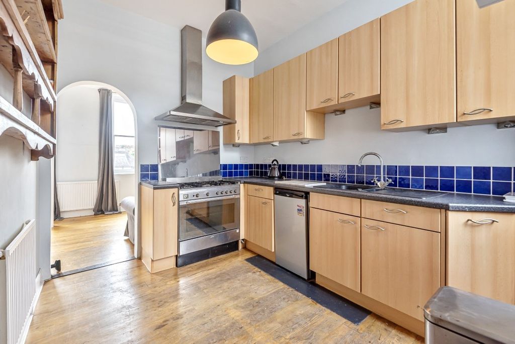 Property photo 2 of 11 Picture No. 04