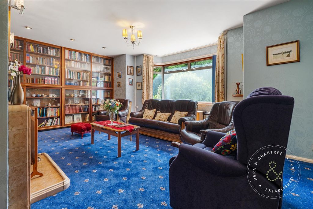 Property photo 2 of 39 King George, Hern Crabtree (3).Jpg