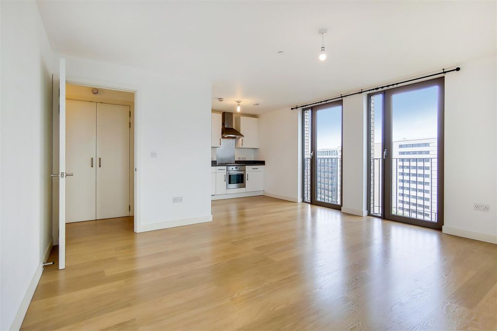 Property photo 2 of 15 2_Kitchen-Reception-3.Jpg