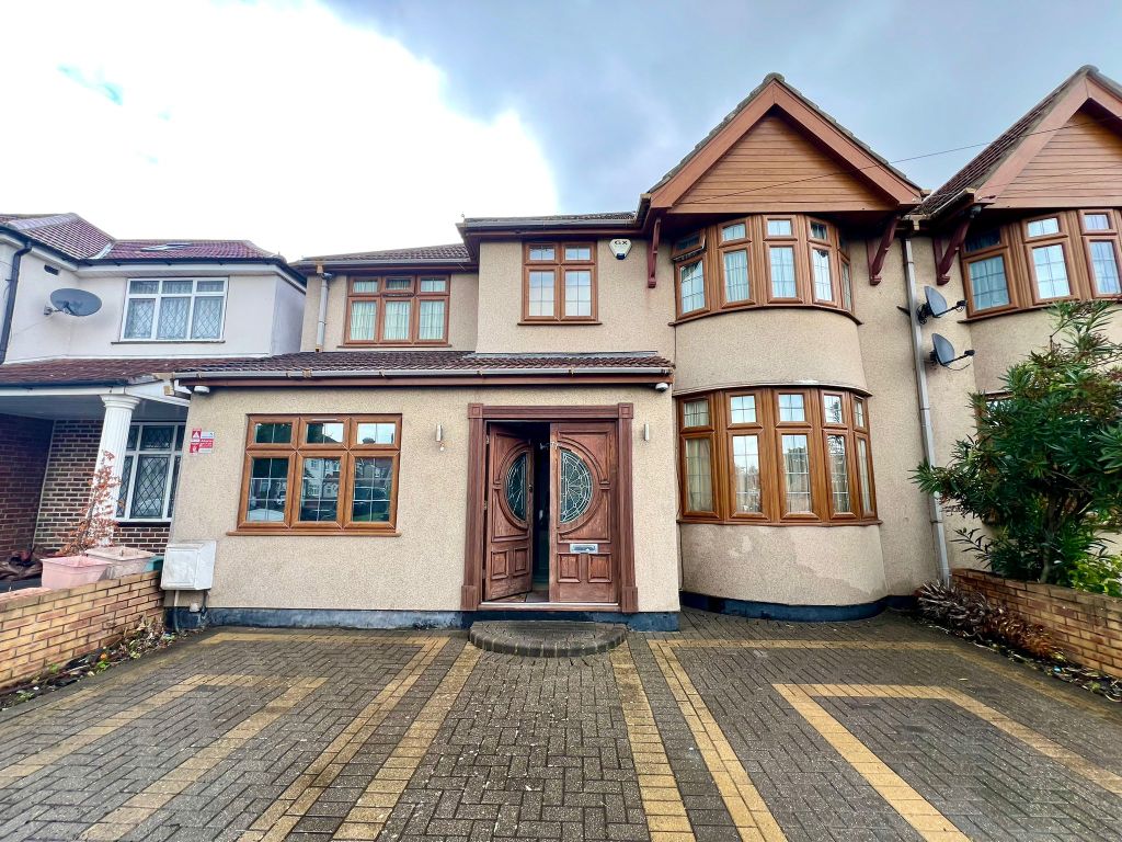 Property photo 1 of 24