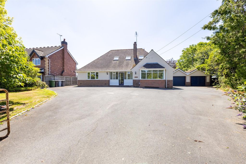 Property photo 3 of 26 Shenstone-4.Jpg
