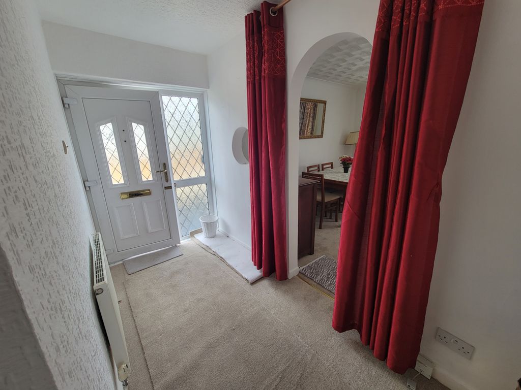 Property photo 3 of 21