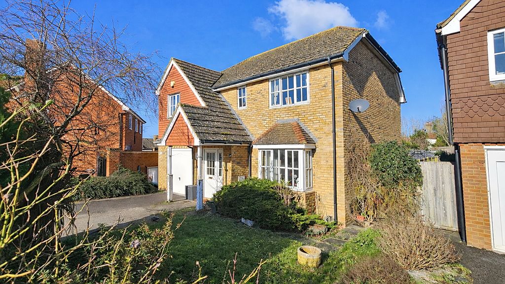 Property photo 2 of 16