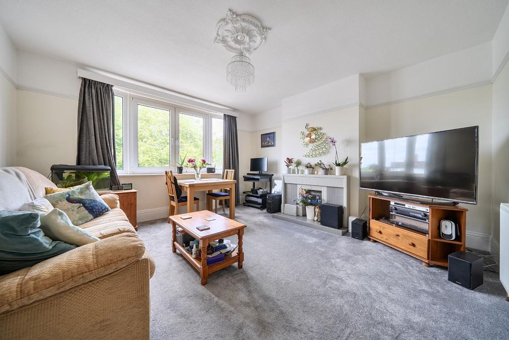 Property photo 2 of 14 1458193-9-6A031d773Bd05.Jpg