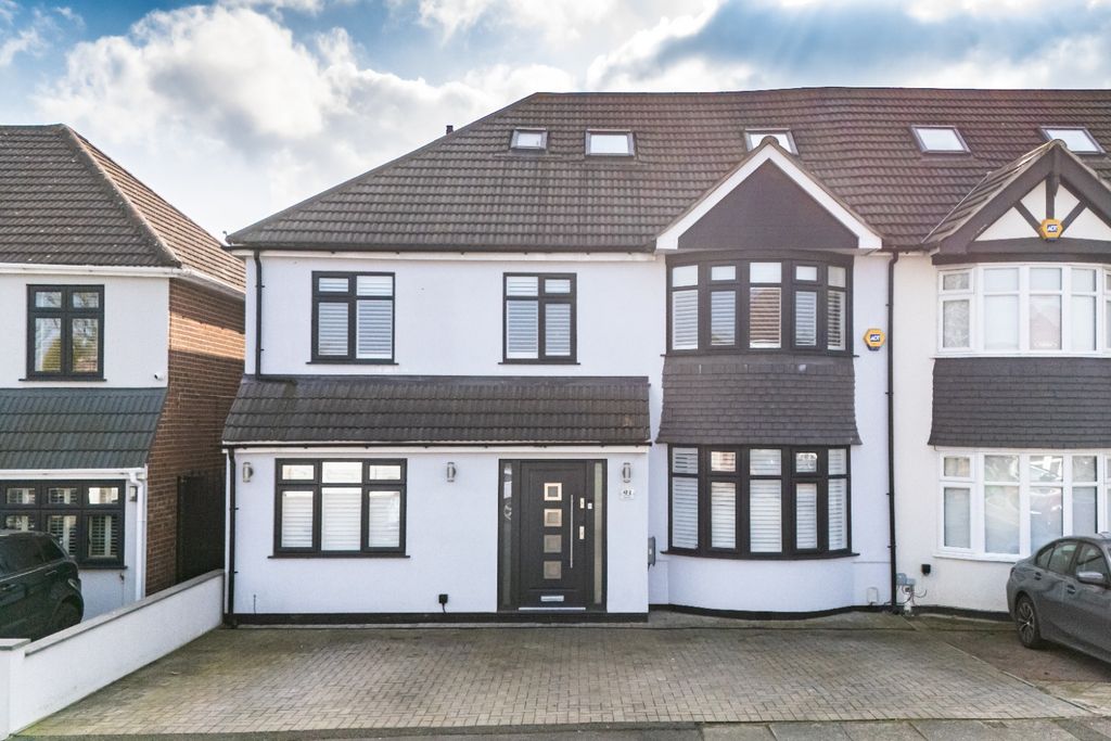 Property photo 1 of 40 4344541