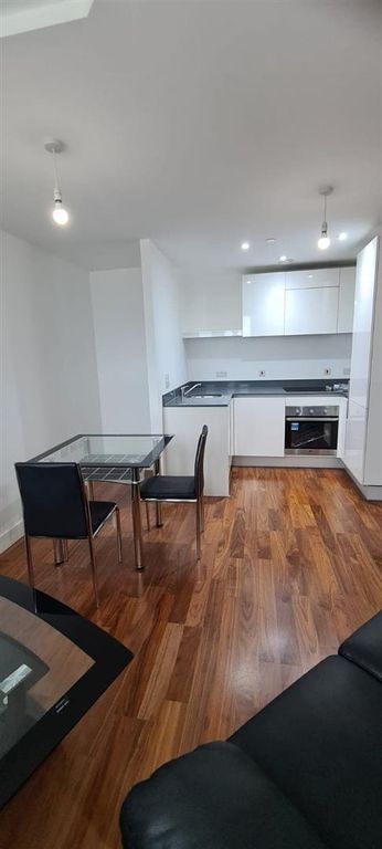 Property photo 2 of 13 Advertising Pictures 1404 One Hagley Rd_13.Jpg