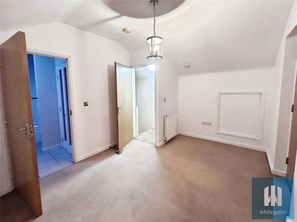 Property photo 3 of 18 Picture No. 11