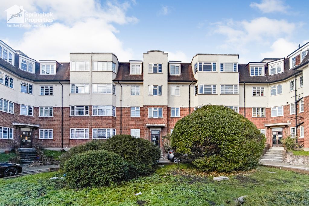 Property photo 1 of 11 Front View