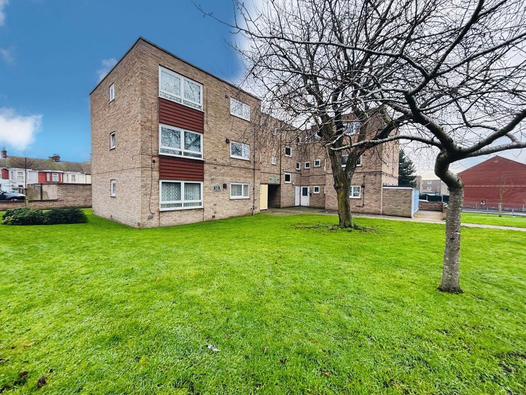 Property photo 1 of 7