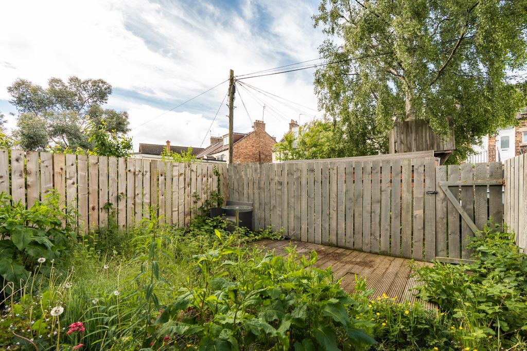 Additional image 15 of 2 bed flat for sale7 Burghlee Terrace, Loanhead EH20