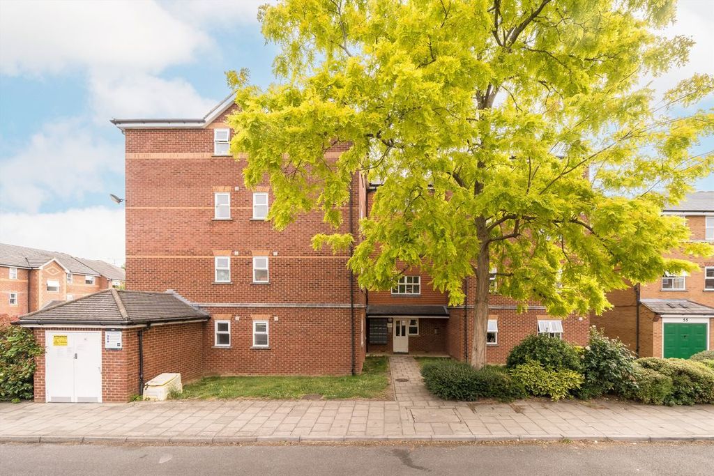 Property photo 1 of 6