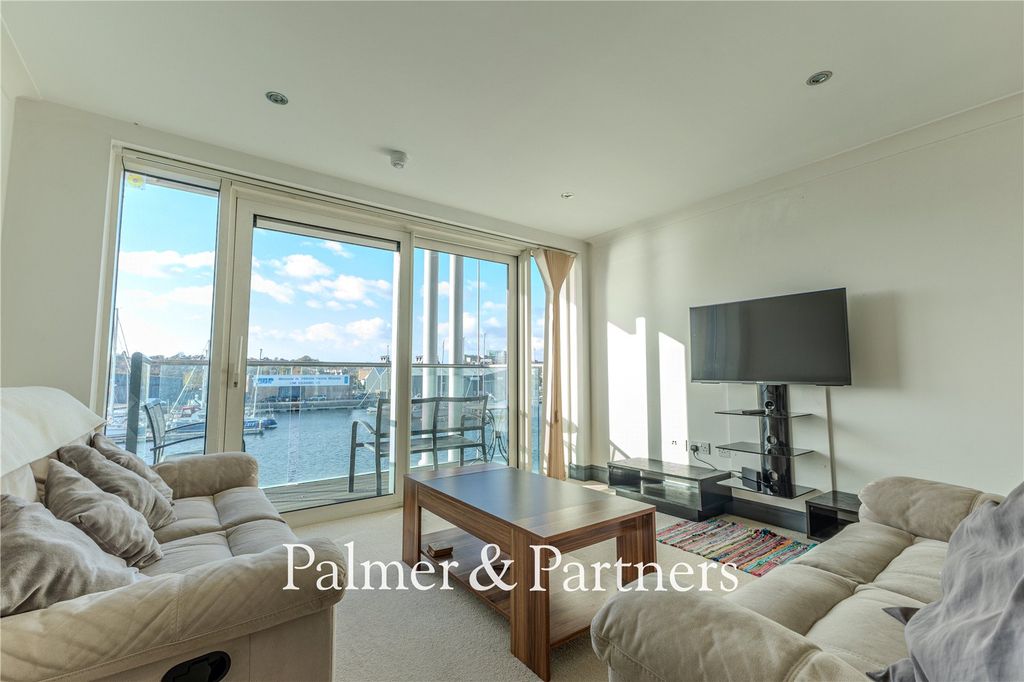 Property photo 3 of 19 Picture No. 13